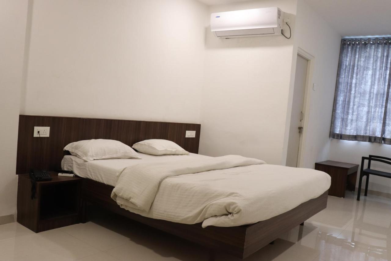 Hotel New Samrat Aurangabad  Exterior photo