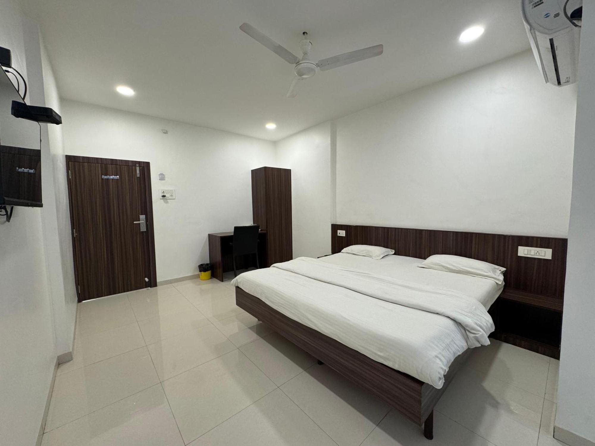 Hotel New Samrat Aurangabad  Exterior photo